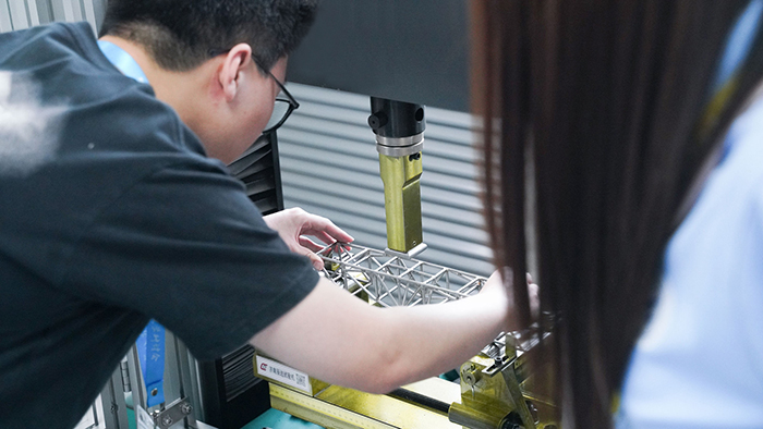 濟(jì)南辰達(dá)試驗(yàn)機(jī)贊助第八屆全國大學(xué)生焊接創(chuàng)新大賽圓滿成功